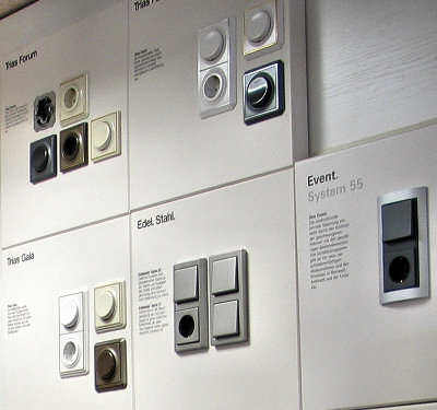 Fl�chenschalter, Lichtschalter und Steckdosen in allen Variationen
